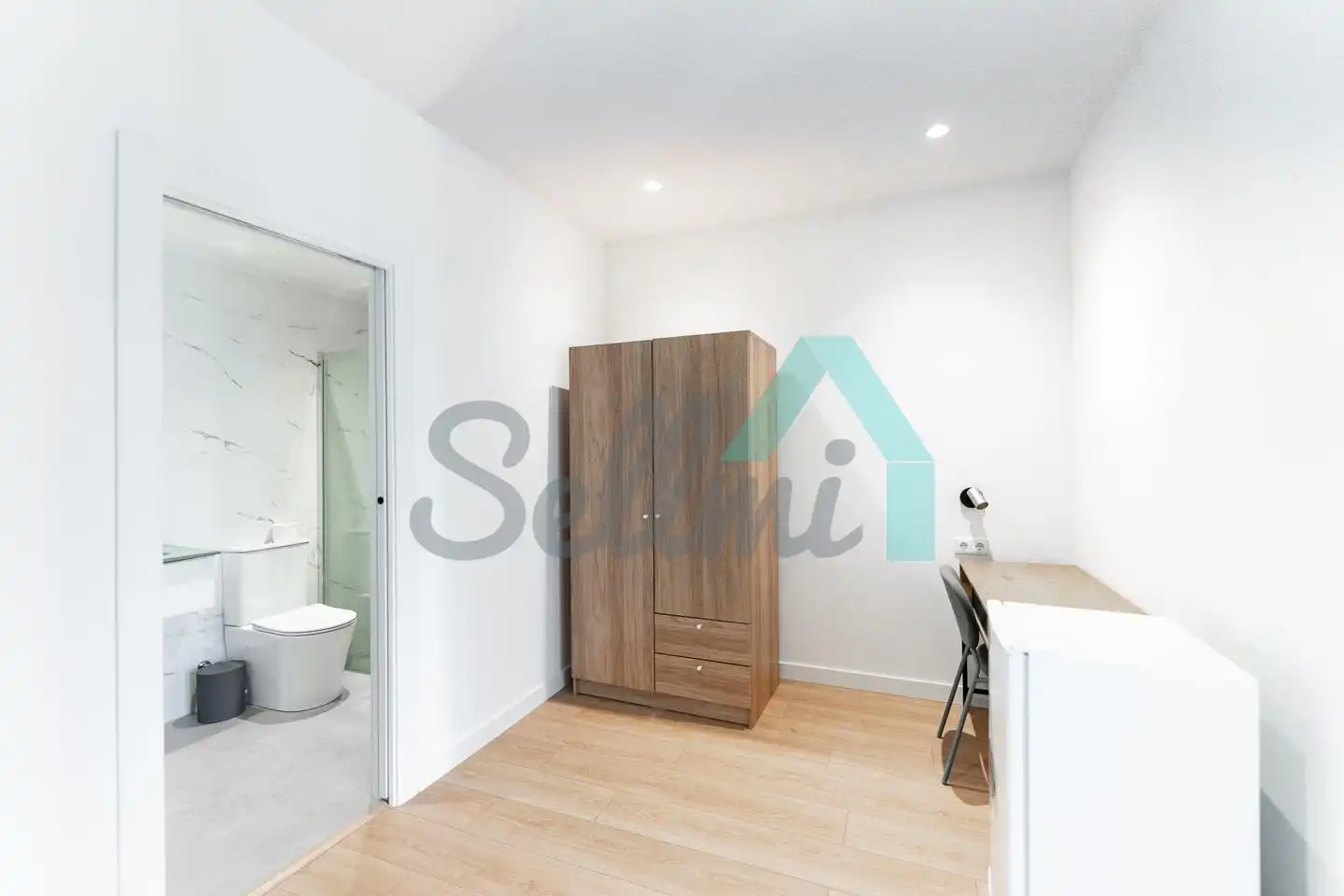 Habitación 423 m², Oviedo