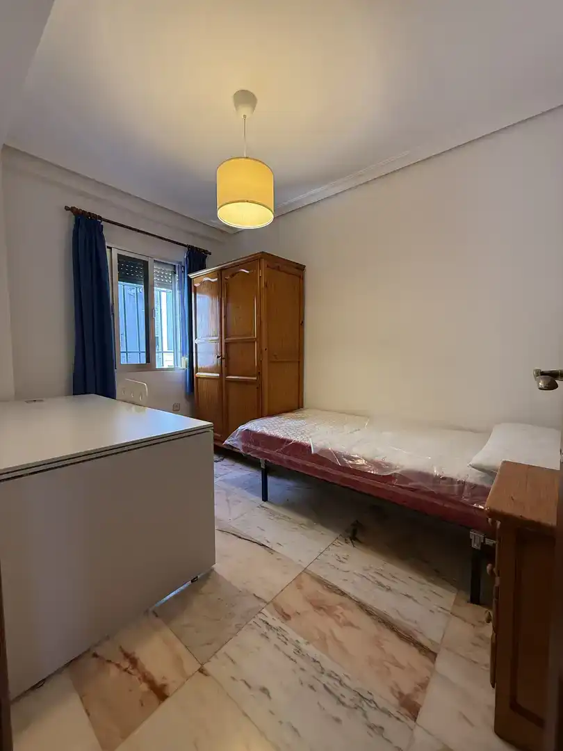 Habitación 100 m², Sevilla