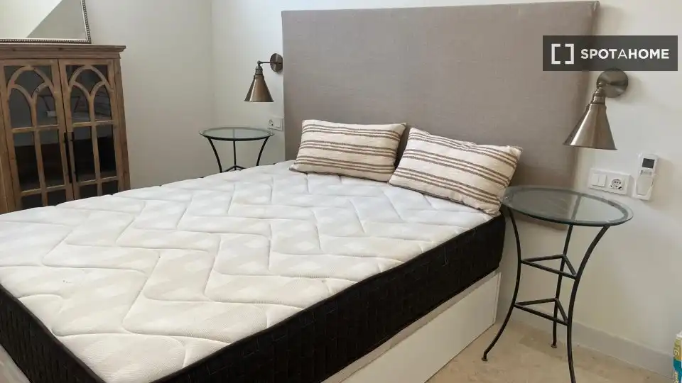 Habitación 71 m², Sevilla