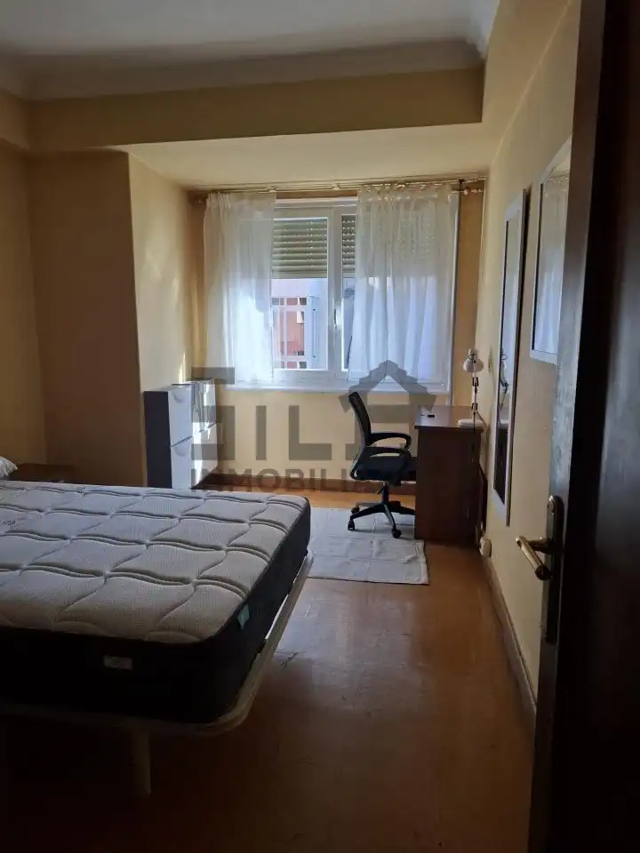 Piso de 85 m² en Ourense