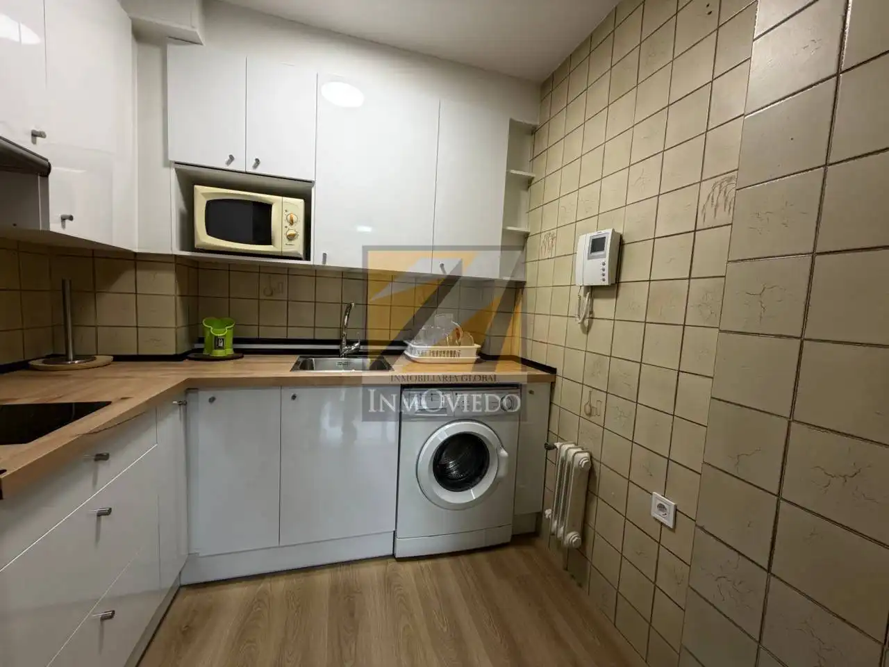 Piso de 50 m² en Oviedo