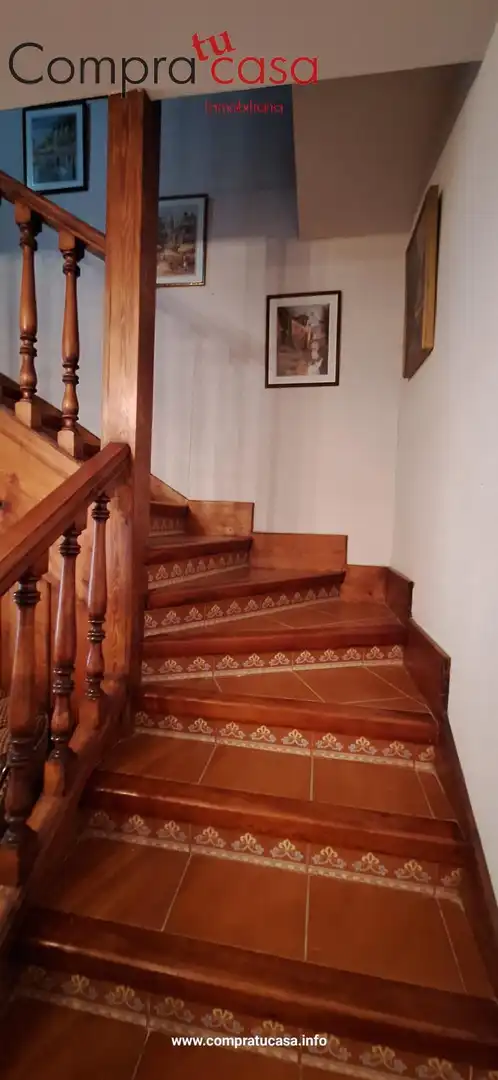 Casa de 561 m² en Espirdo