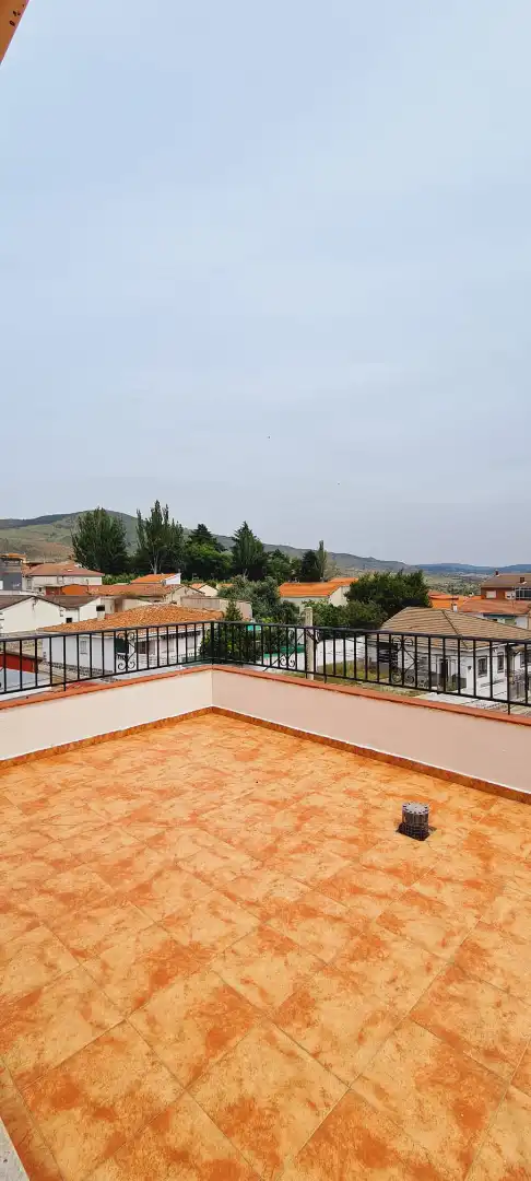 Haus 102 m² in El Tiemblo
