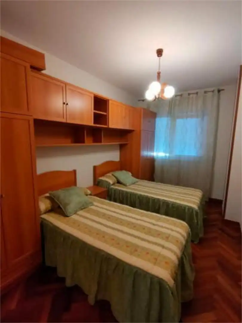 Piso de 70 m² en Lugo