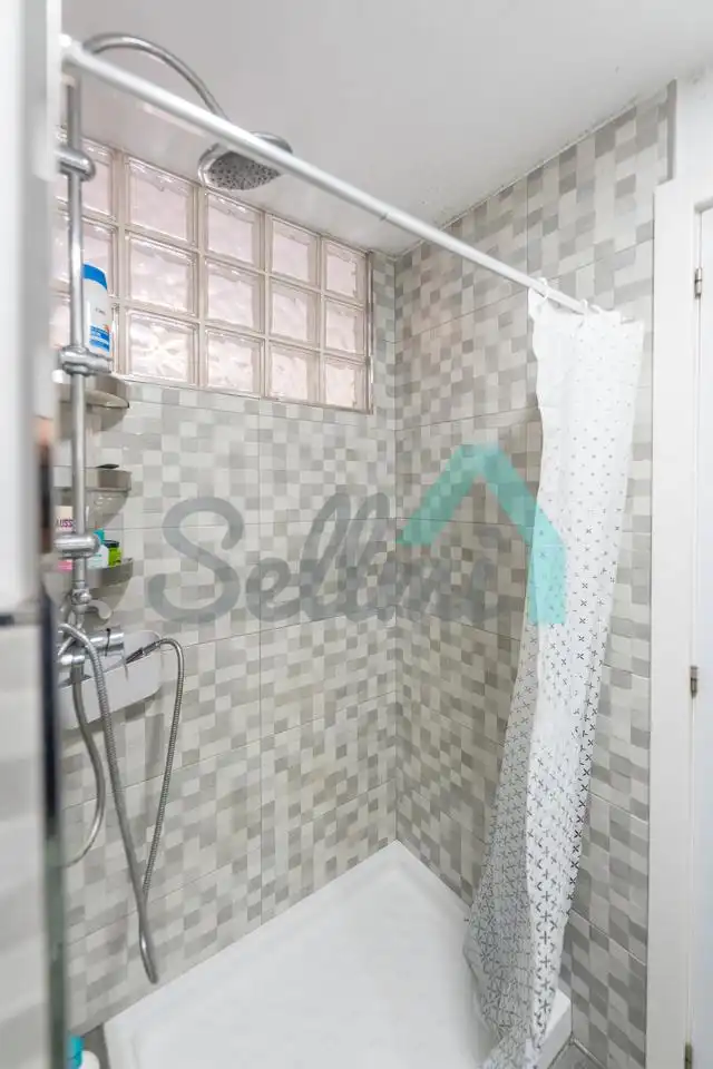 Habitación 85 m², Oviedo