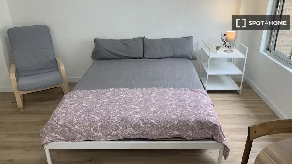 Habitació de lloguer, Montcada