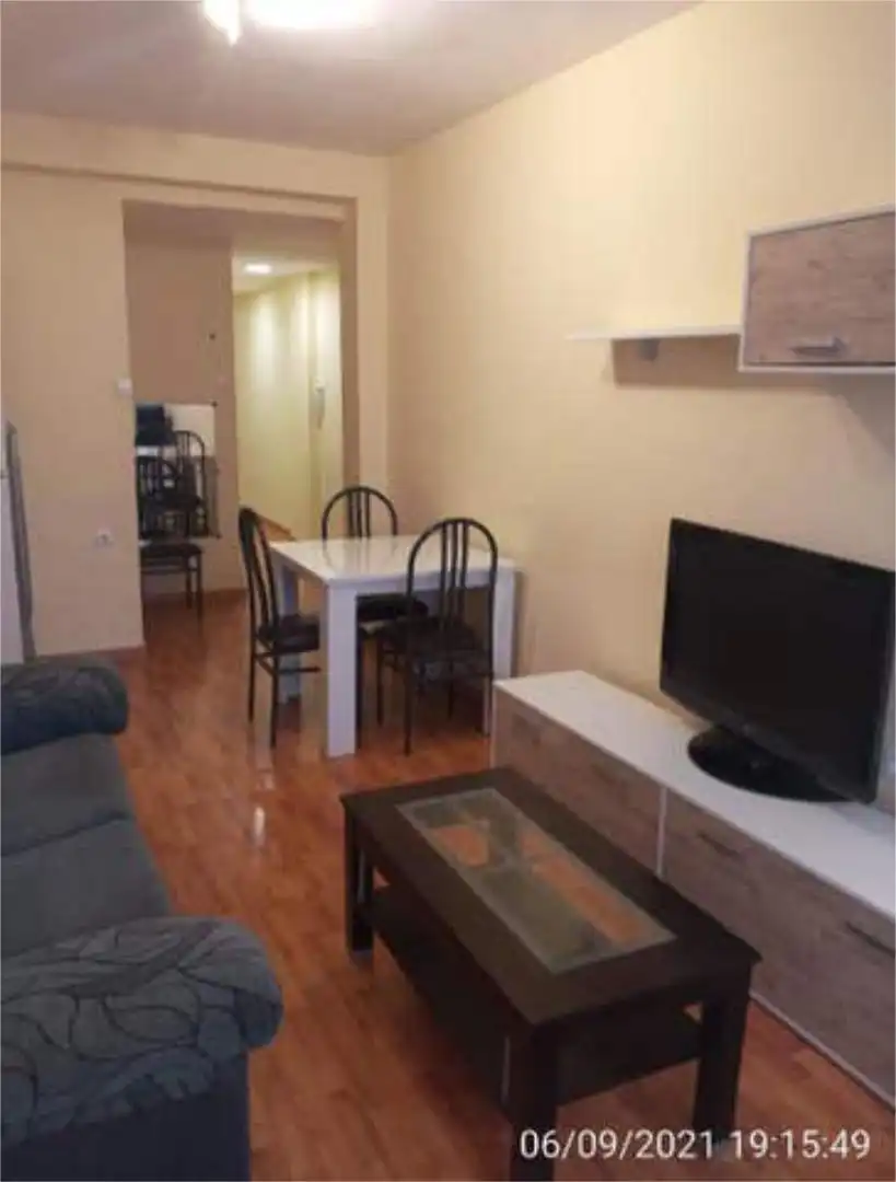 Piso de 90 m² en Granada