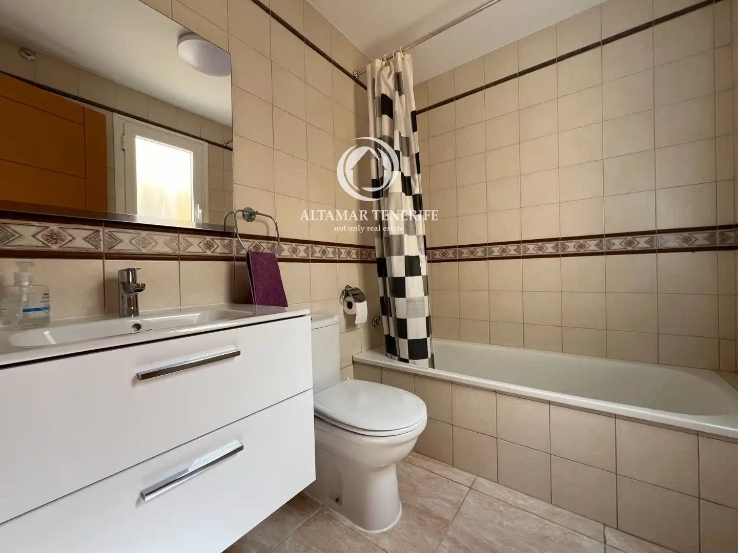 Casa de 180 m² en Adeje