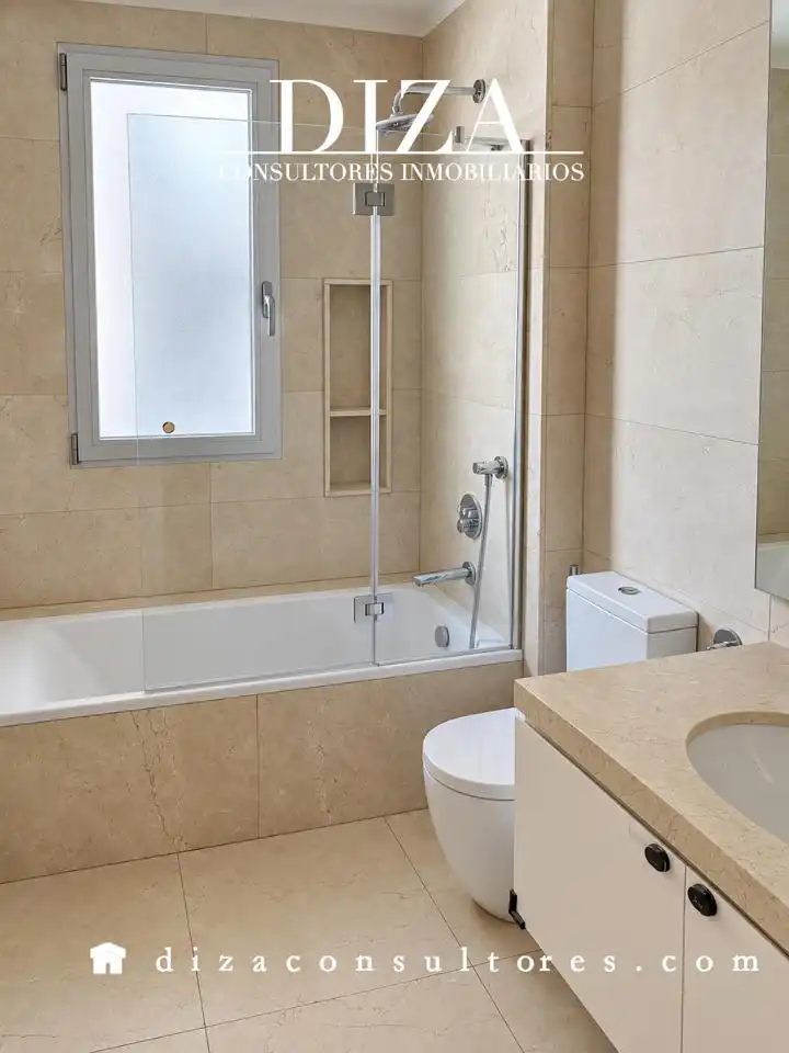 Piso de 266 m² en Madrid