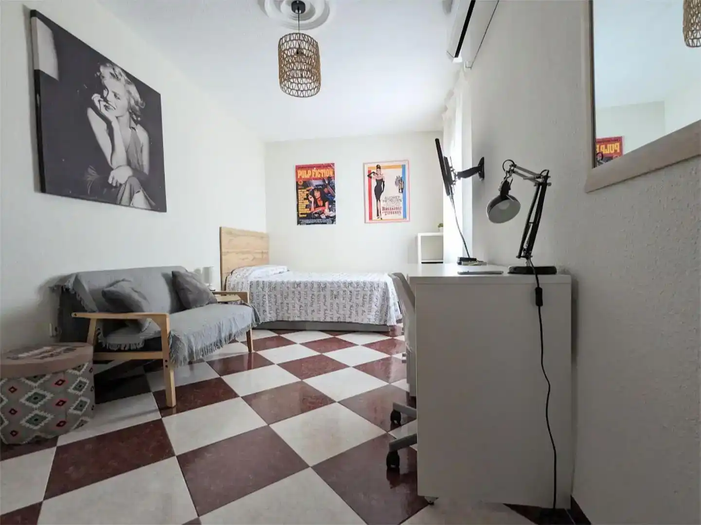 Habitació 160 m², Còrdova
