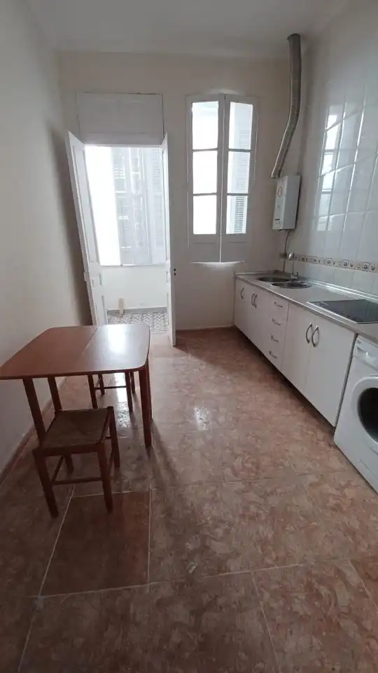 Piso de 81 m² en Melilla