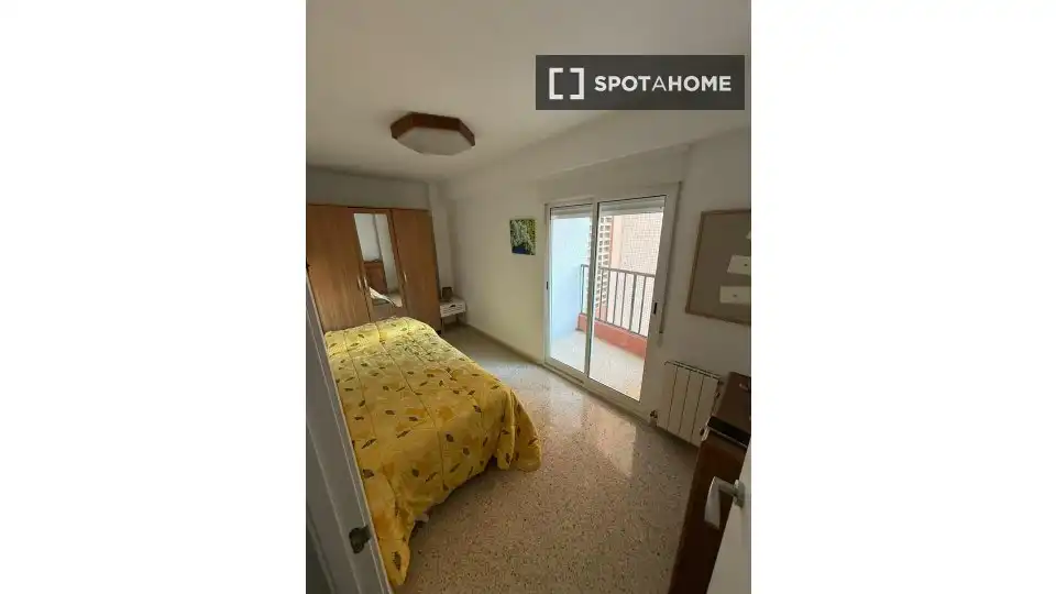Habitación 104 m², Alicante