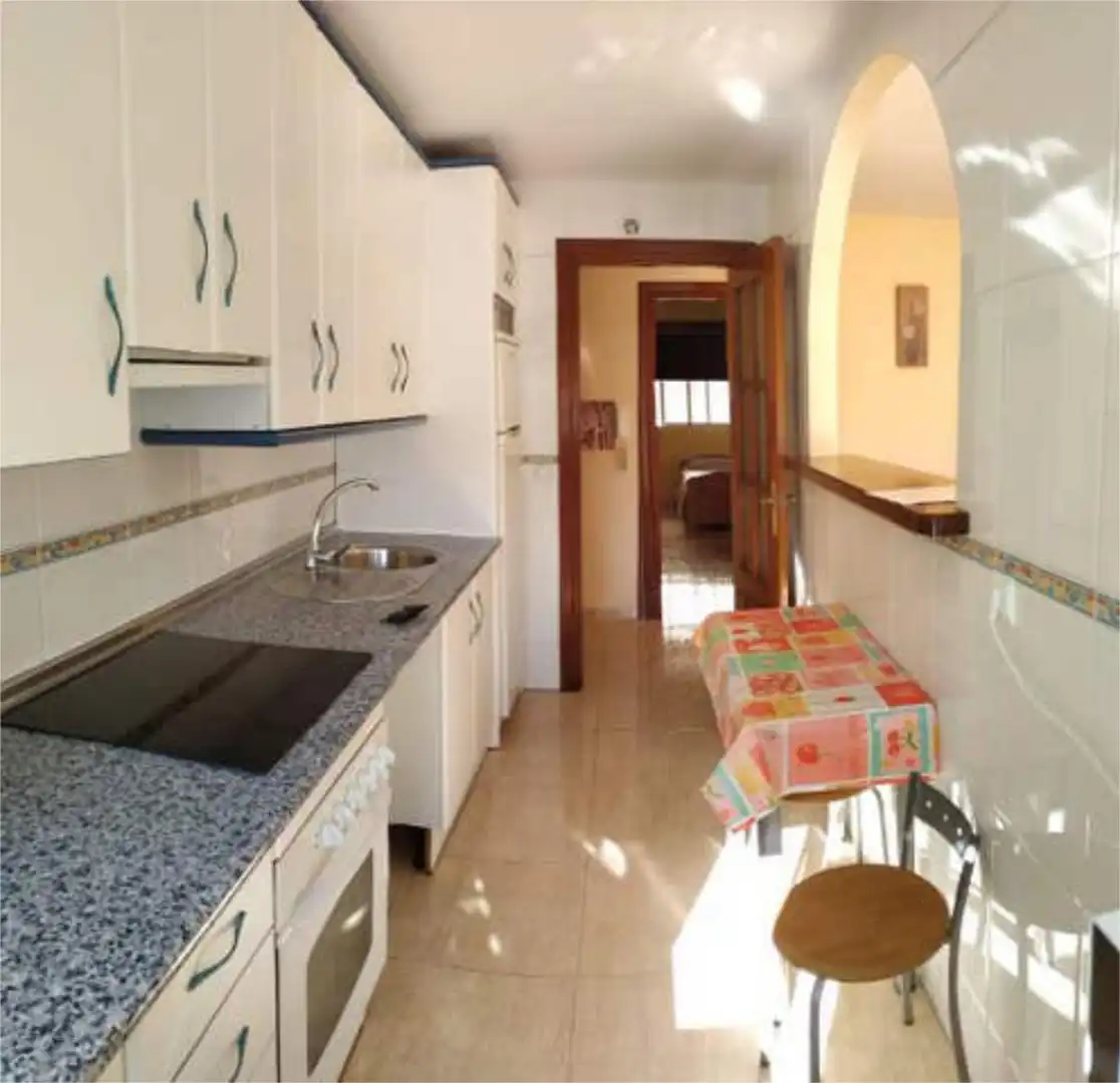 Piso de 70 m² en Adra