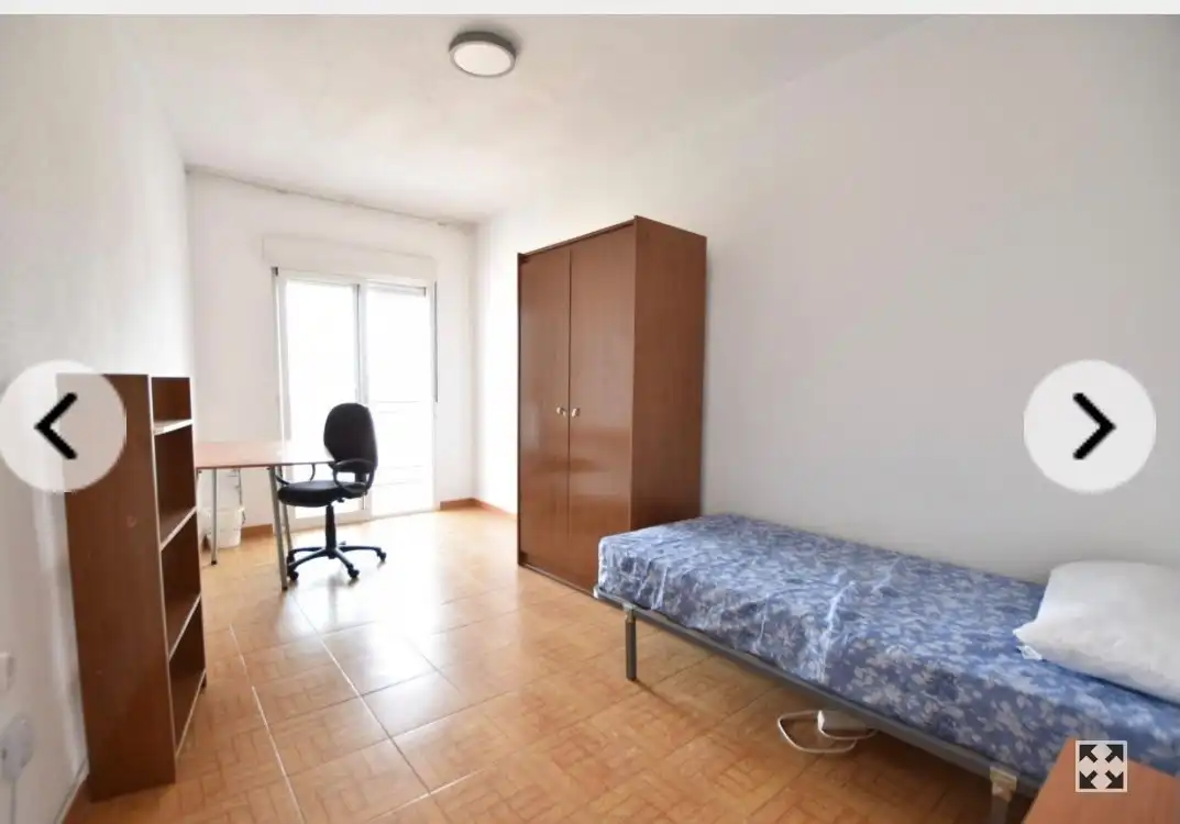 Piso de 120 m² en Granada
