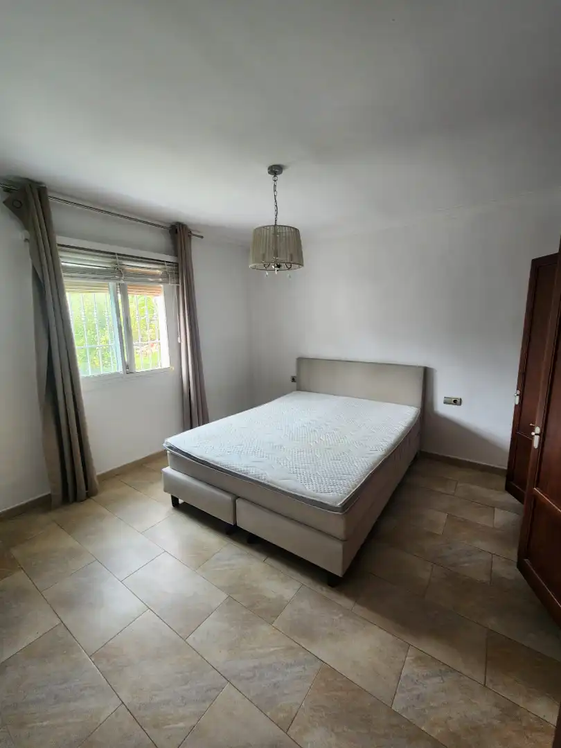 Haus 180 m² in Alhaurín el Grande