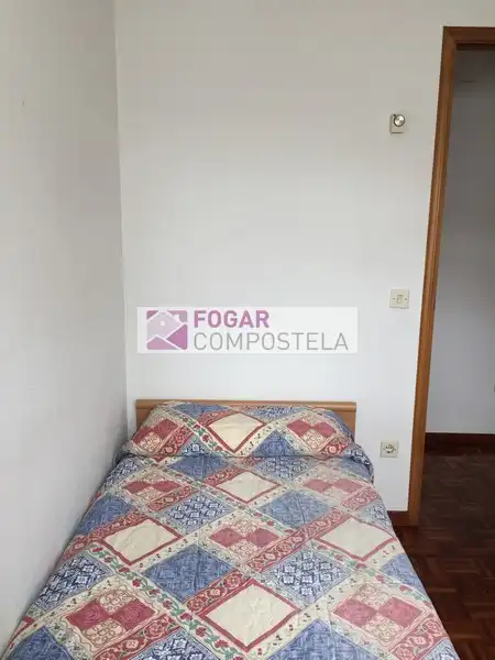 Piso de 90 m² en Santiago de Compostela