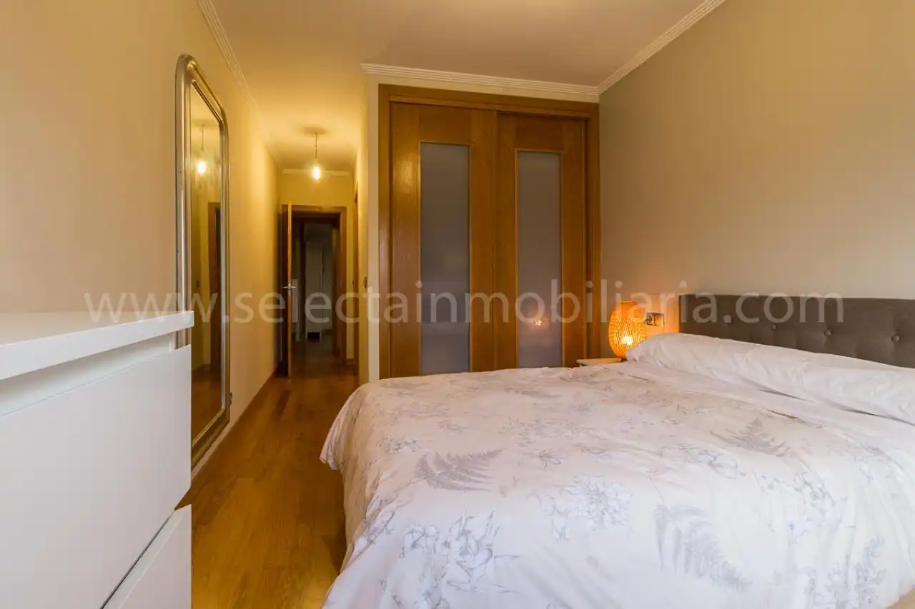 Piso de 90 m² en Pontevedra