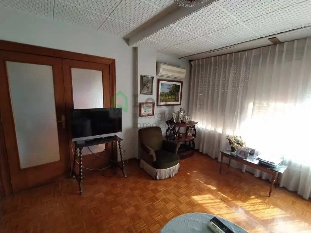 Piso de 200 m² en Badajoz