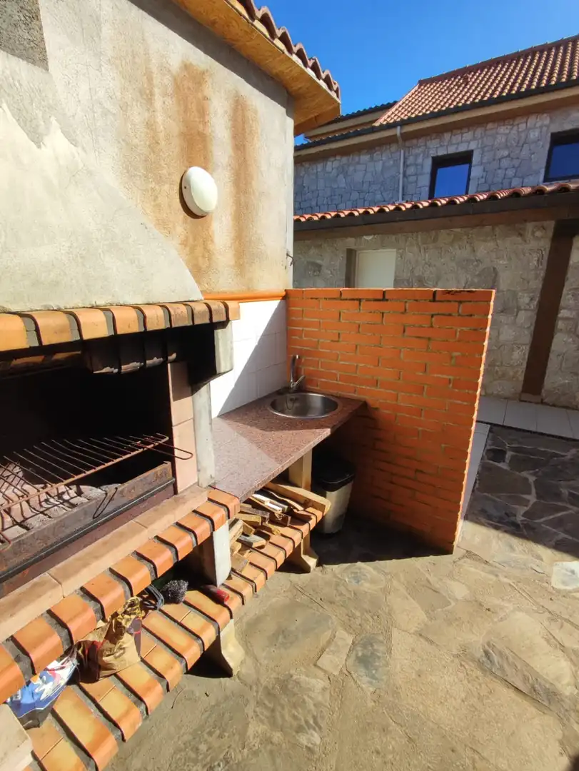 Wohnung 398 m² in Miengo