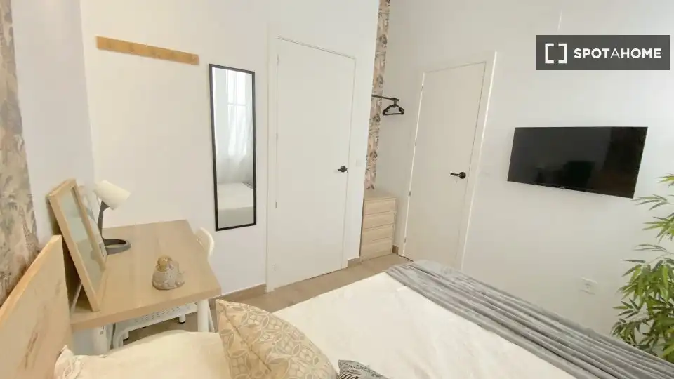 Habitación 230 m², Sevilla