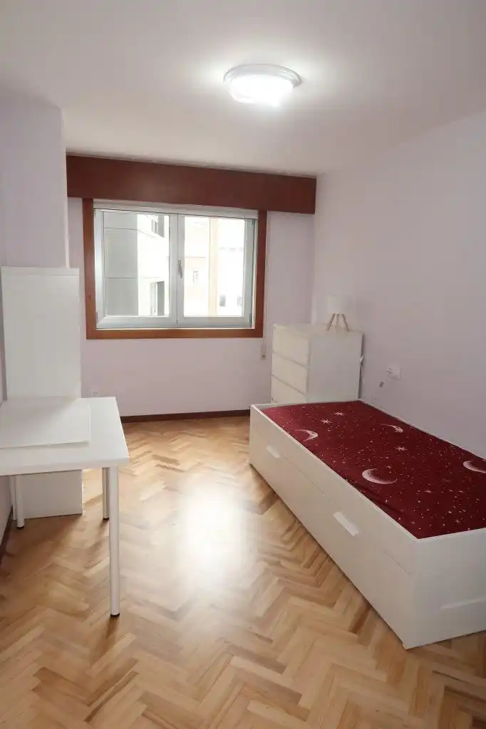 Flat 96 m² in A Coruña