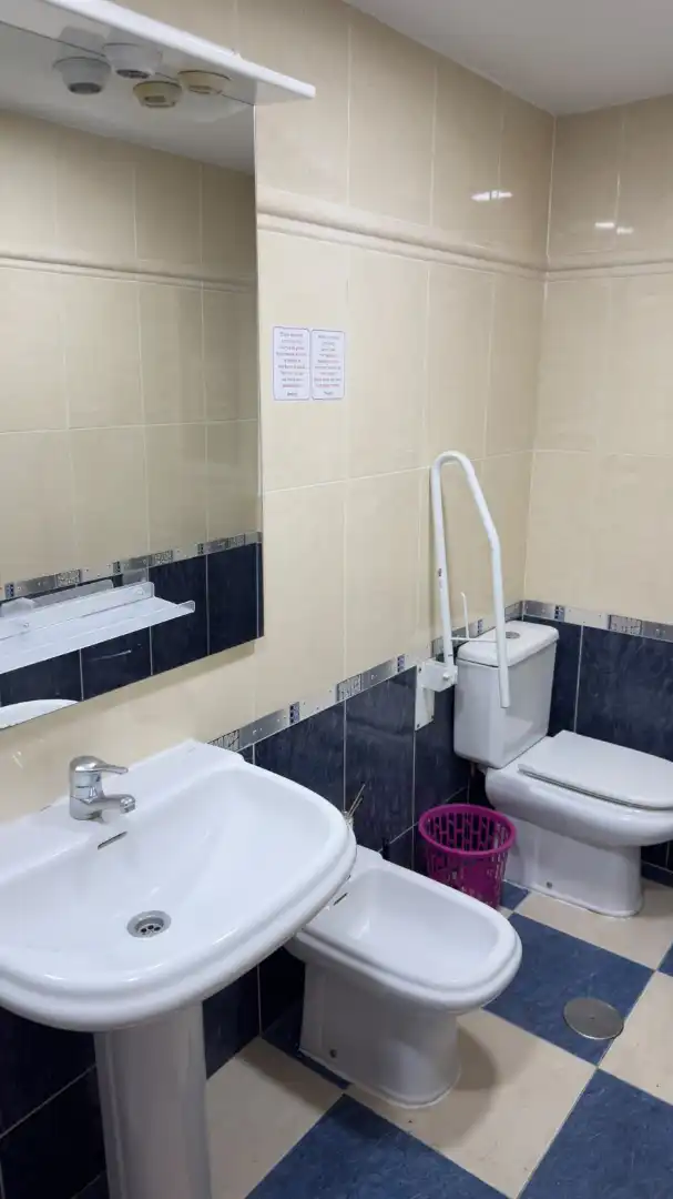 Habitación 108 m², Granada