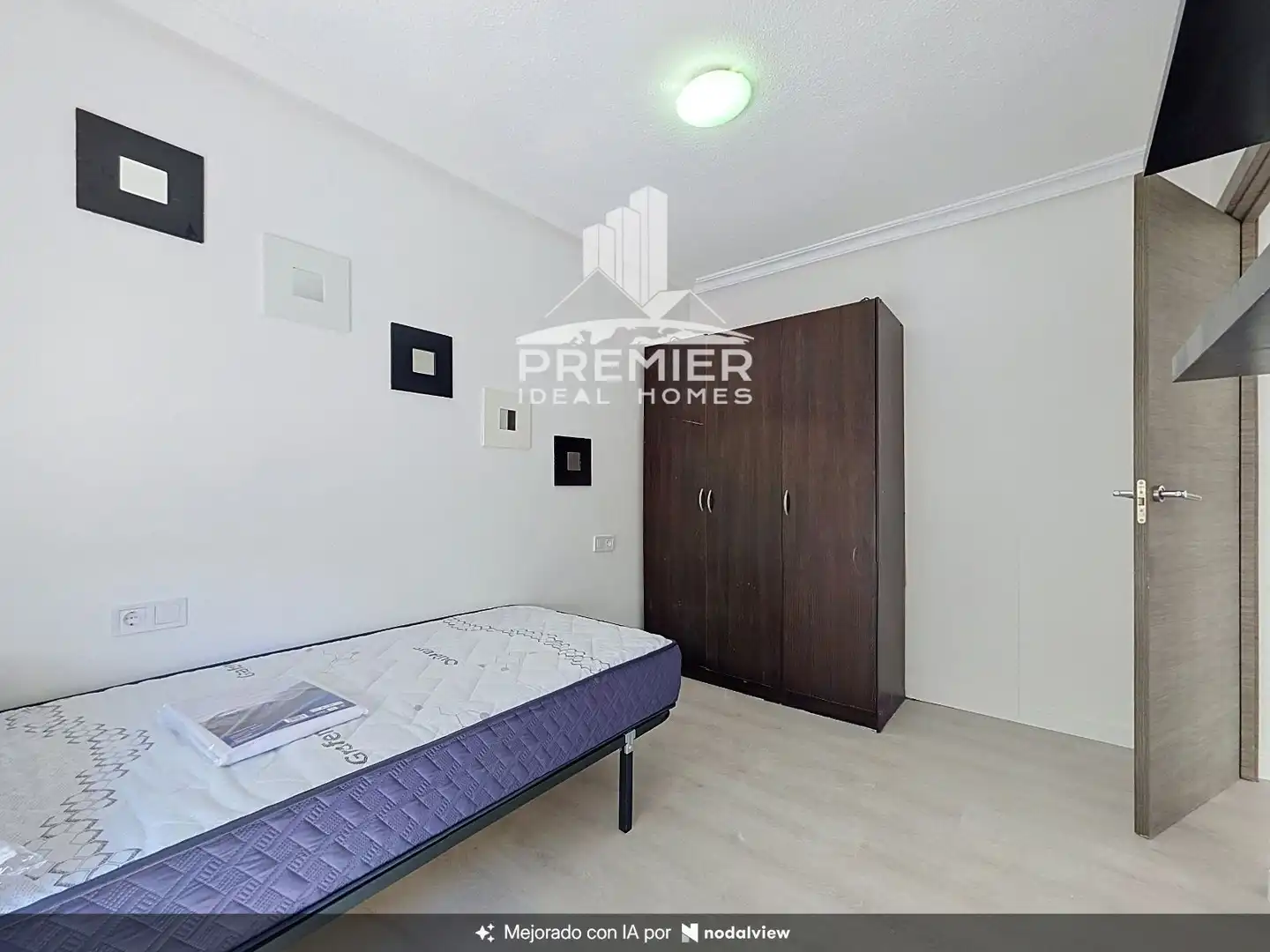 Flat 60 m² in Elda