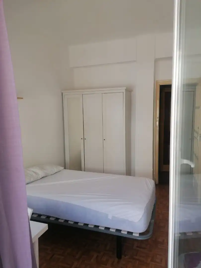 Habitación 200 m², Granada