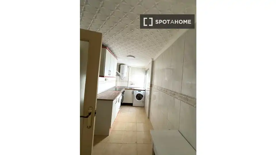 Habitación 75 m², Zaragoza
