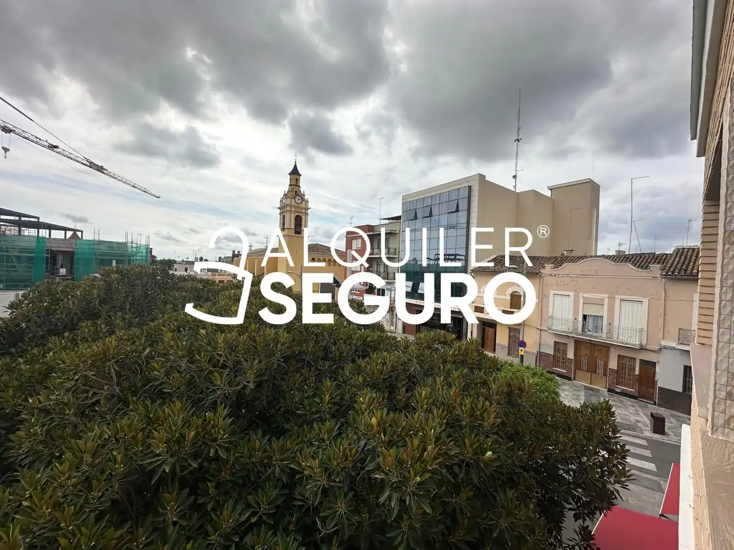 Piso de 70 m² en Tomares