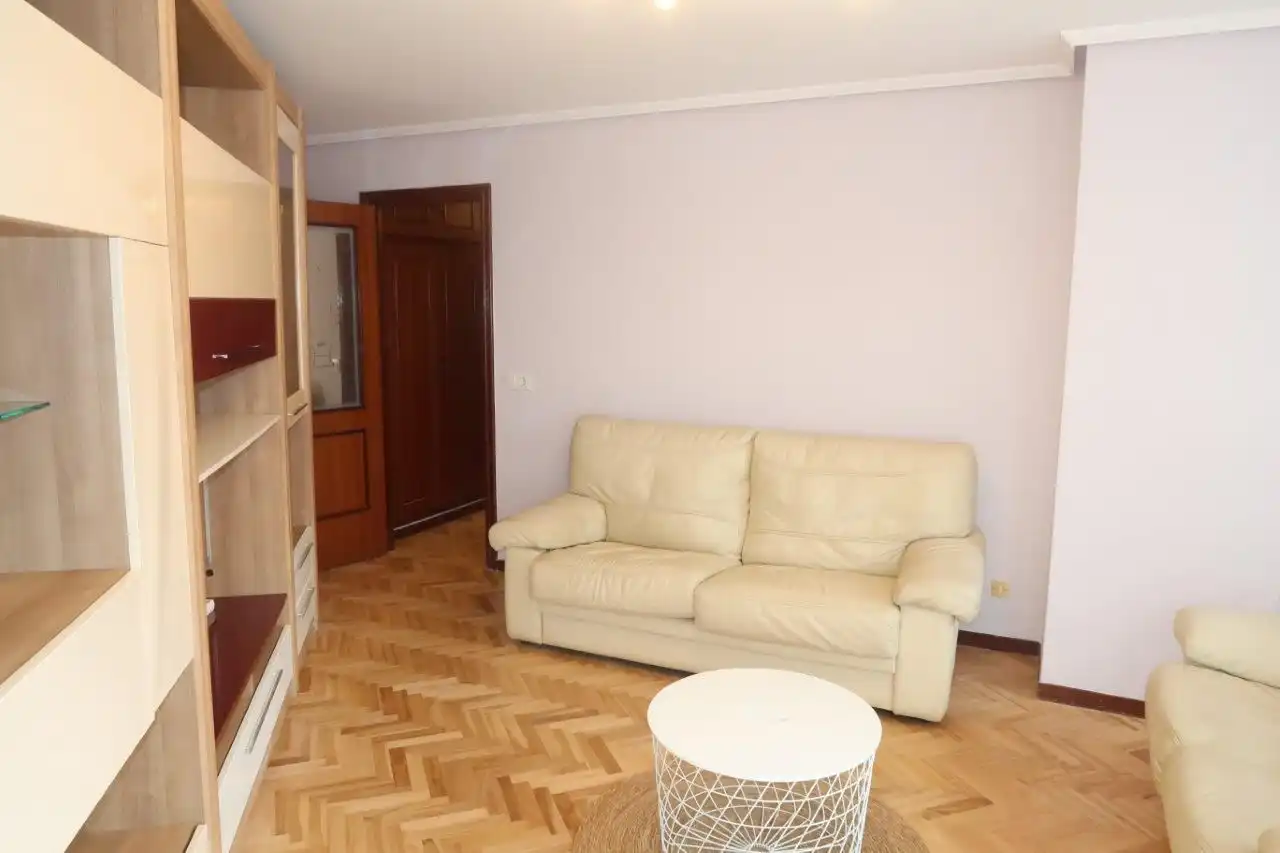 Flat 96 m² in A Coruña