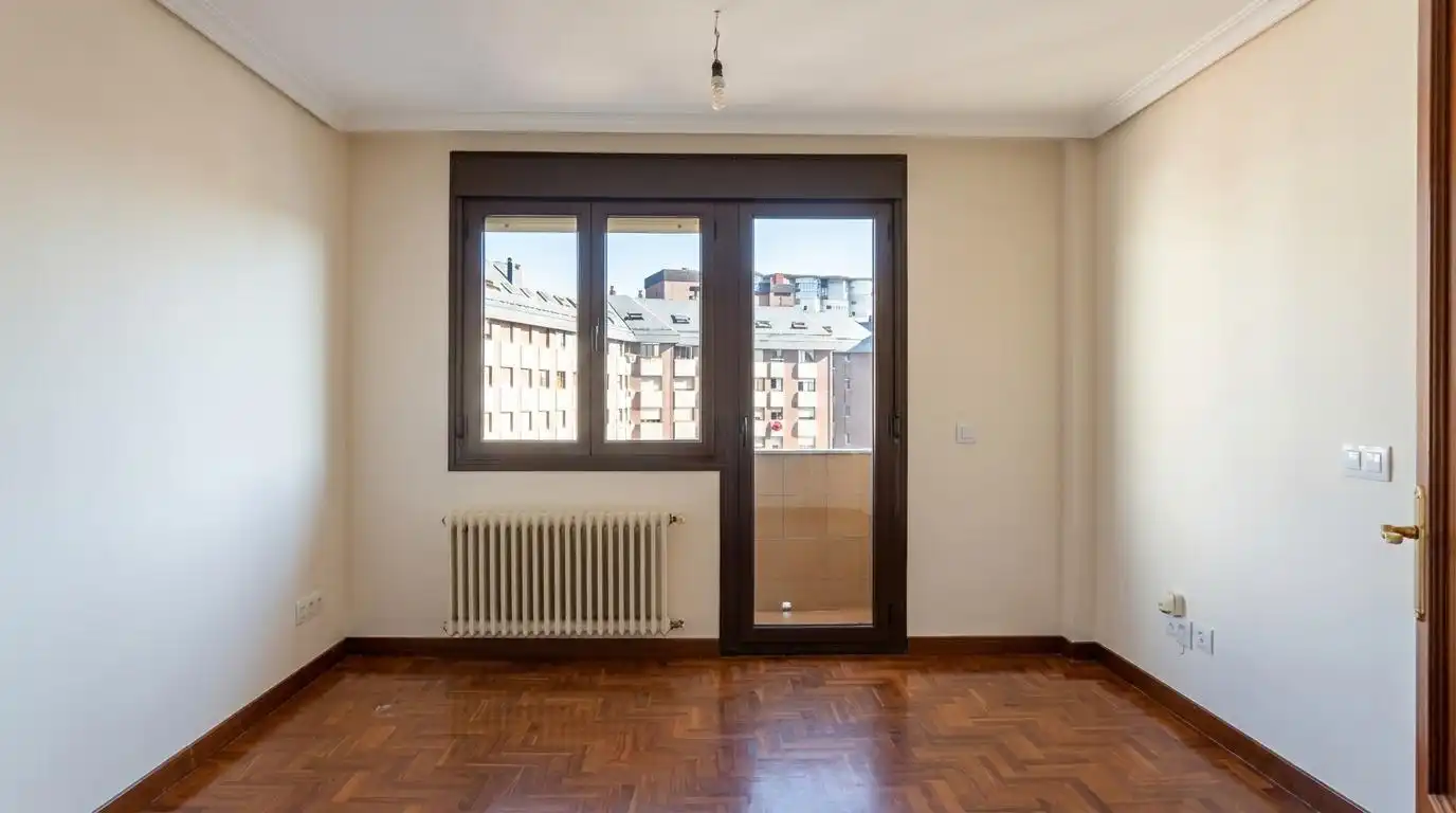Piso de 85 m² en Oviedo