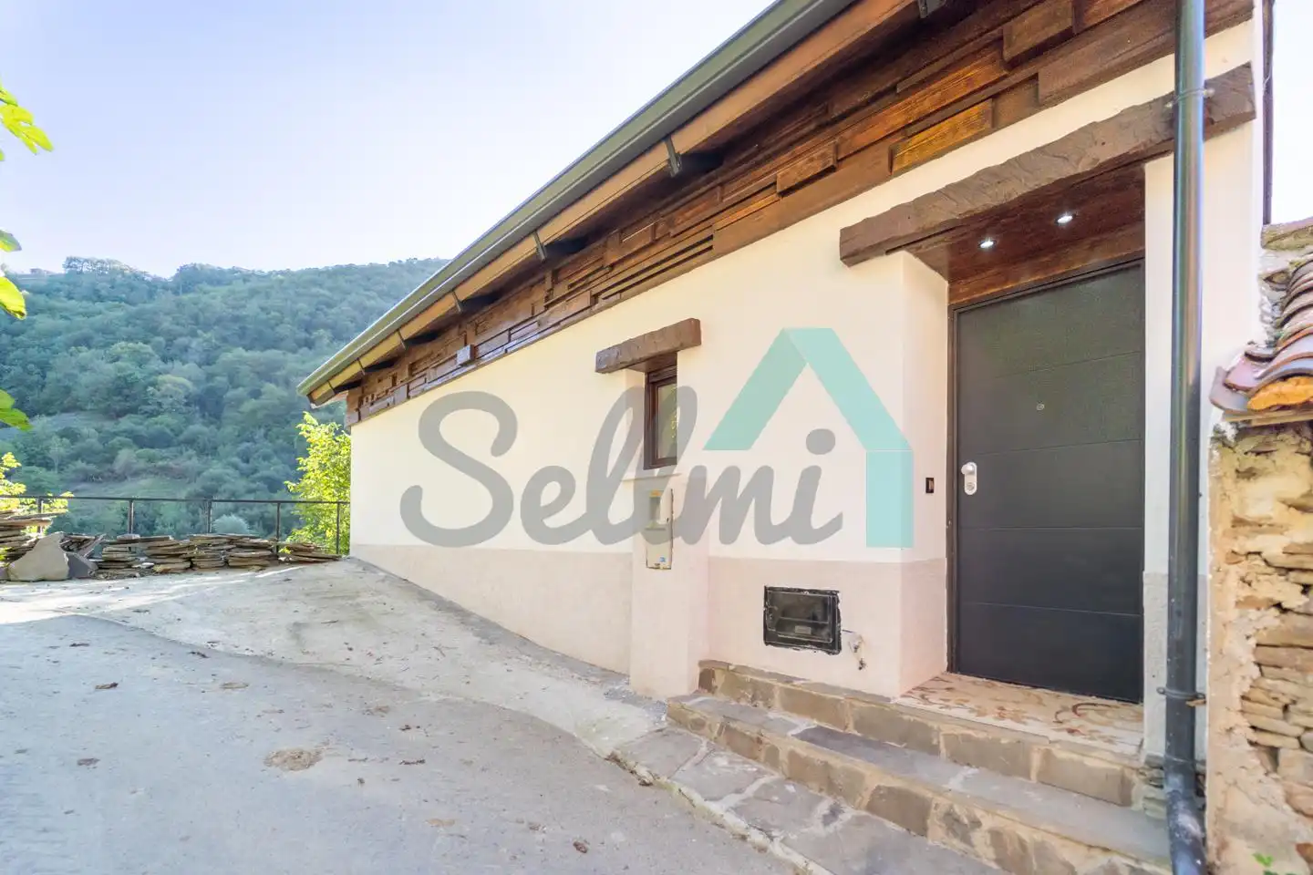 Piso de 200 m² en Mieres