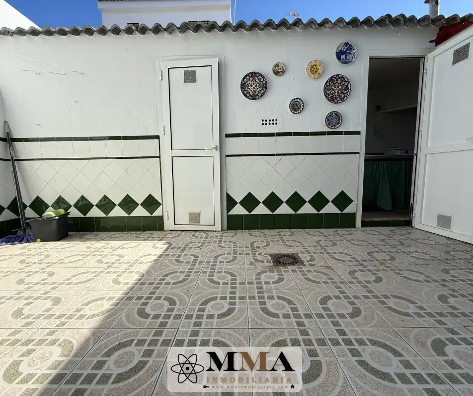 Casa de 130 m² en Lepe