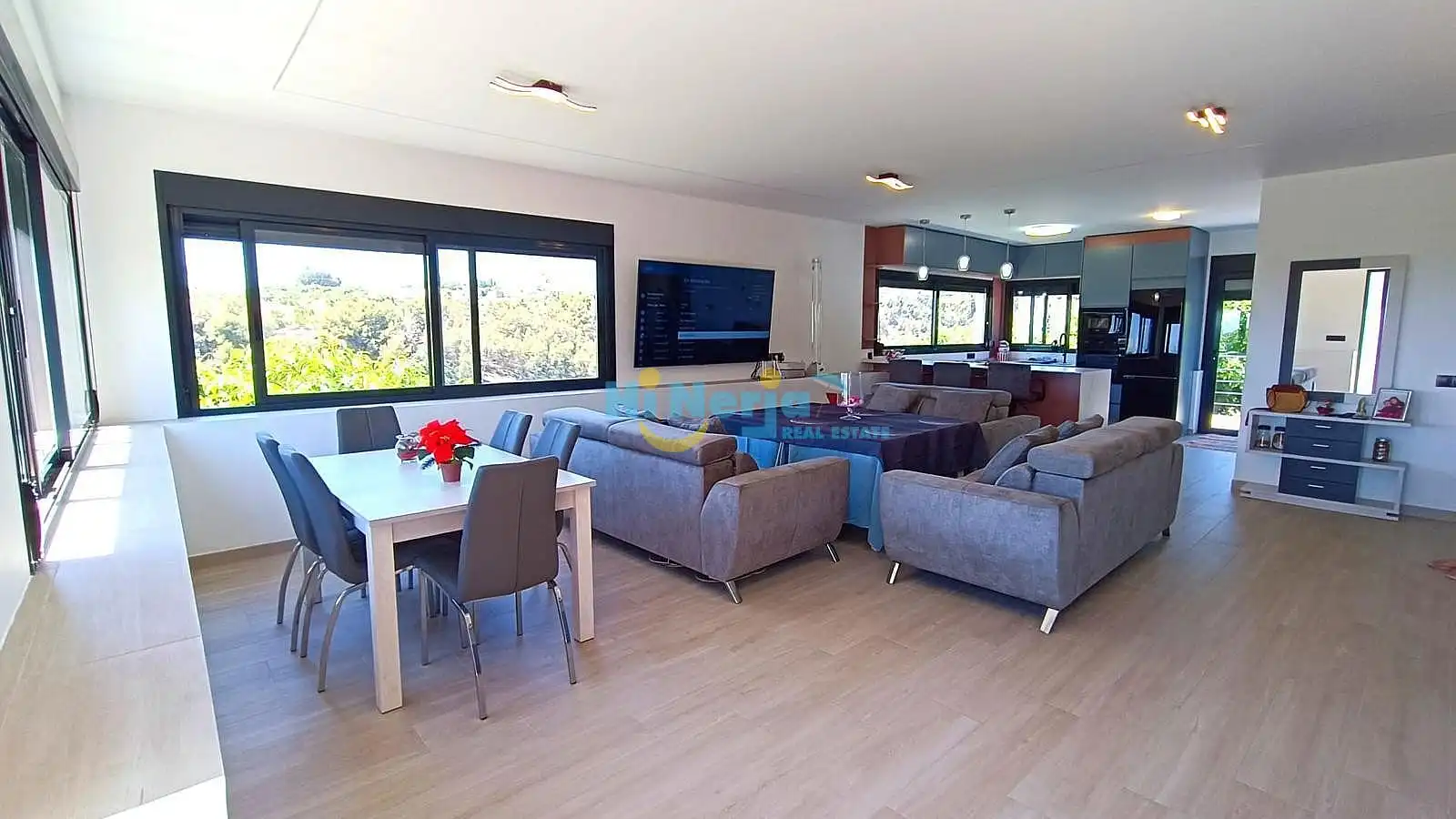 Дом 350 м² в Nerja