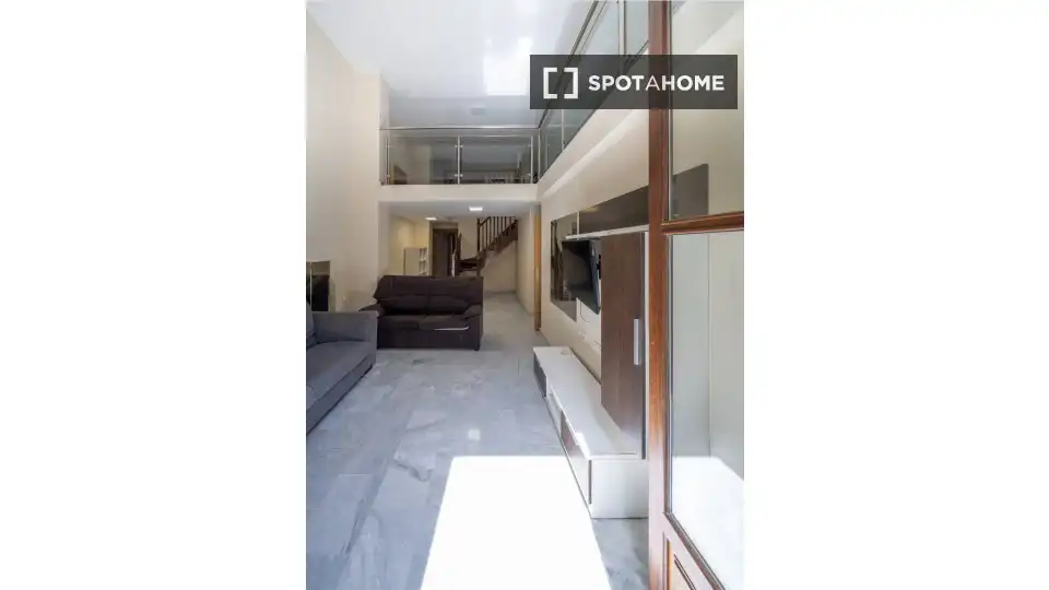 Habitación 276 m², Murcia