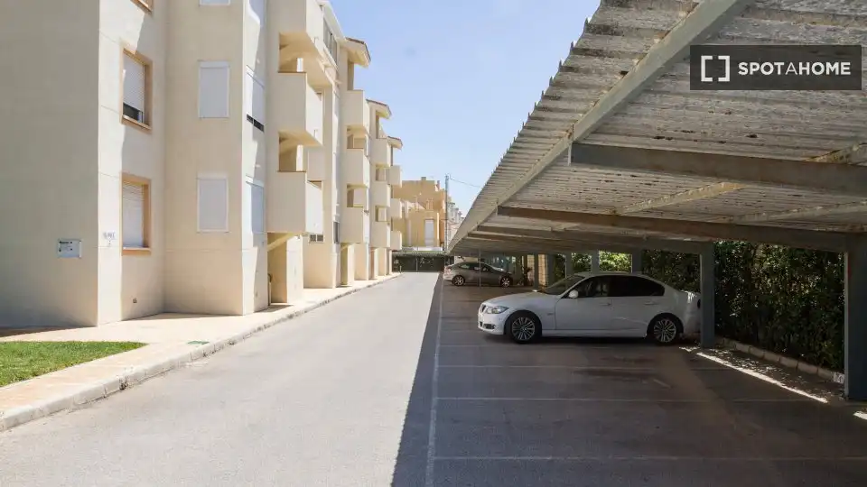 Habitación 75 m², Dénia