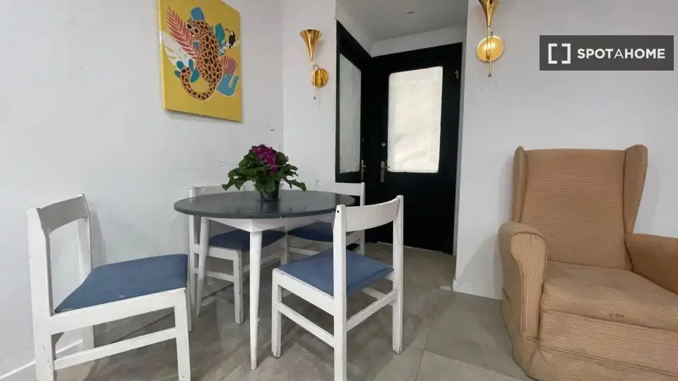 Habitación 207 m², Sevilla