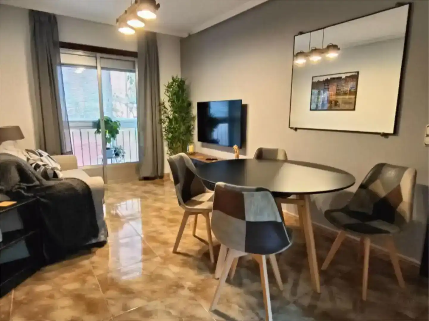 Piso de 69 m² en Zaragoza