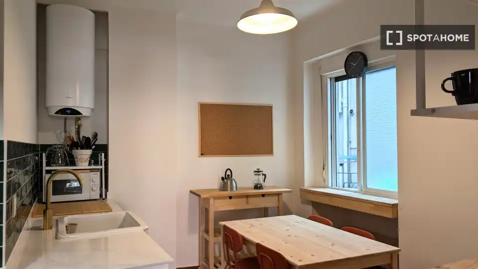 Habitación 86 m², Bilbao