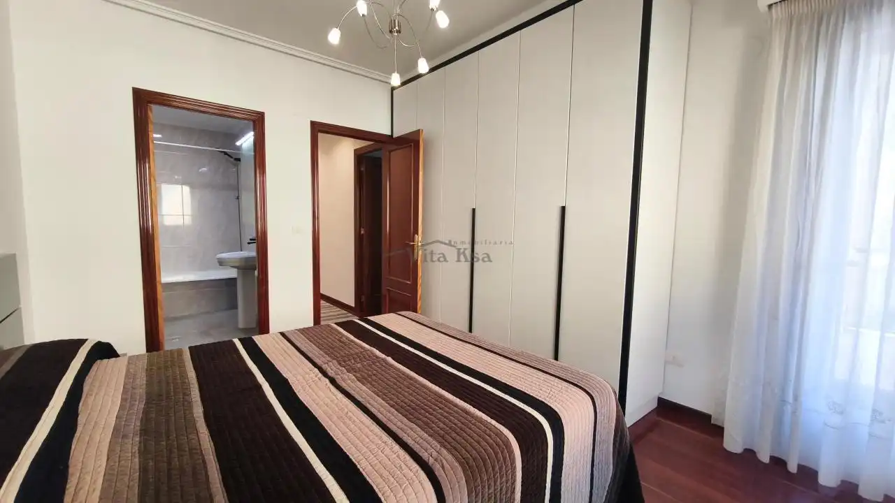 Wohnung 101 m² in Ourense