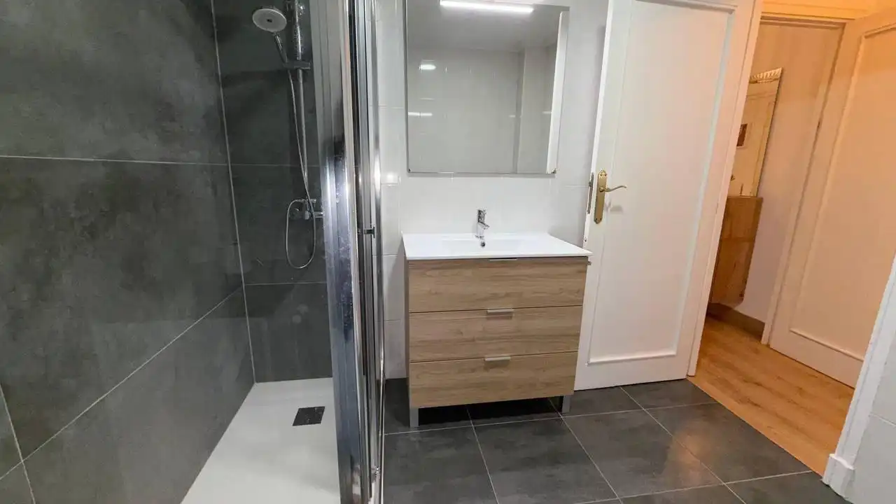 Piso de 95 m² en Ourense