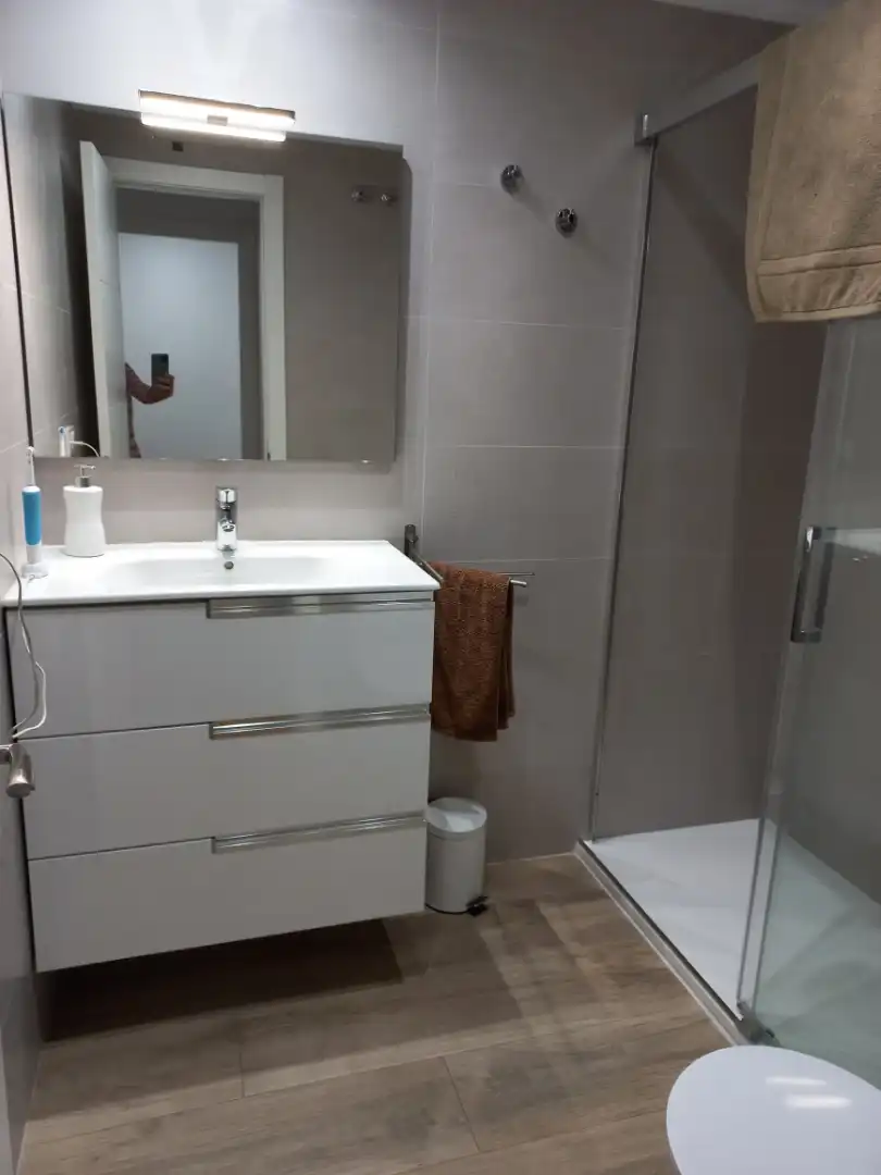 Habitación 100 m², Alicante