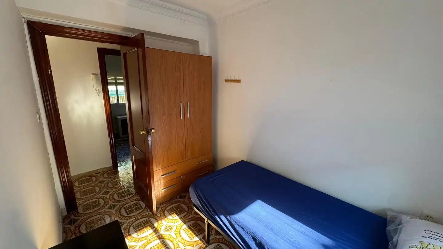 Piso de 90 m² en Granada