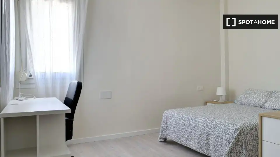 Habitación 104 m², Zaragoza