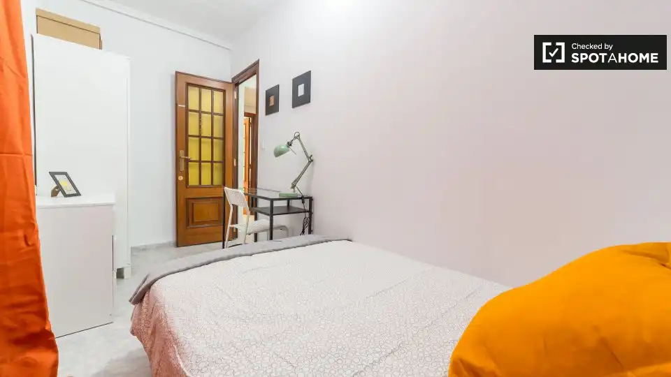 Habitación 100 m², Valencia