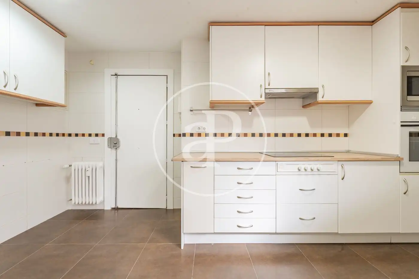 Wohnung 180 m² in Madrid
