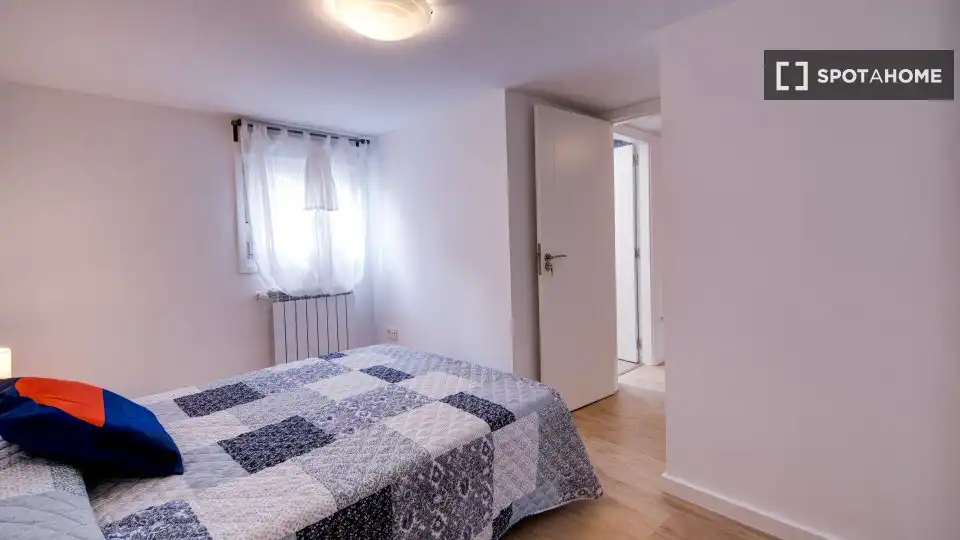 Habitación 63 m², Zaragoza