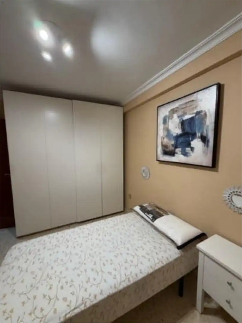 Piso de 80 m² en Sevilla