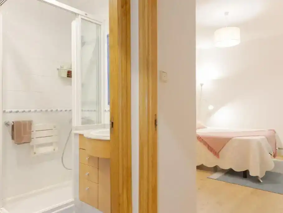 Habitación 75 m², Pontevedra